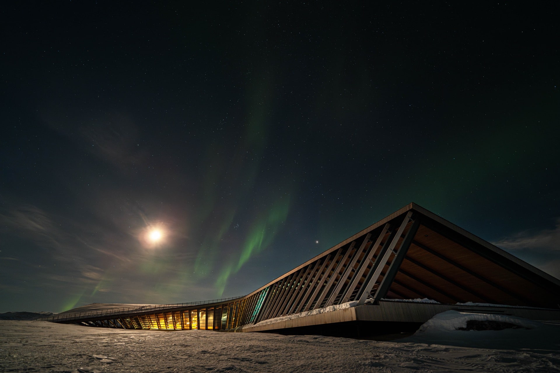 Ilulissat at a Glance 16