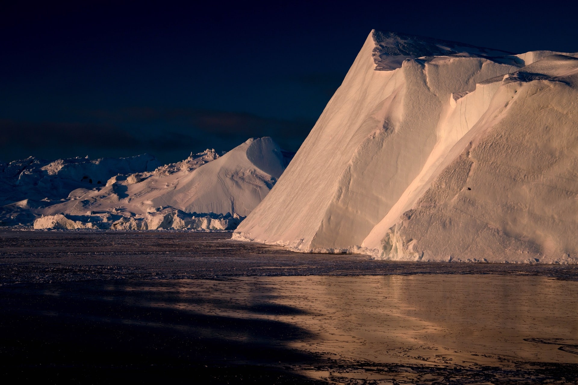 Ilulissat at a Glance 9